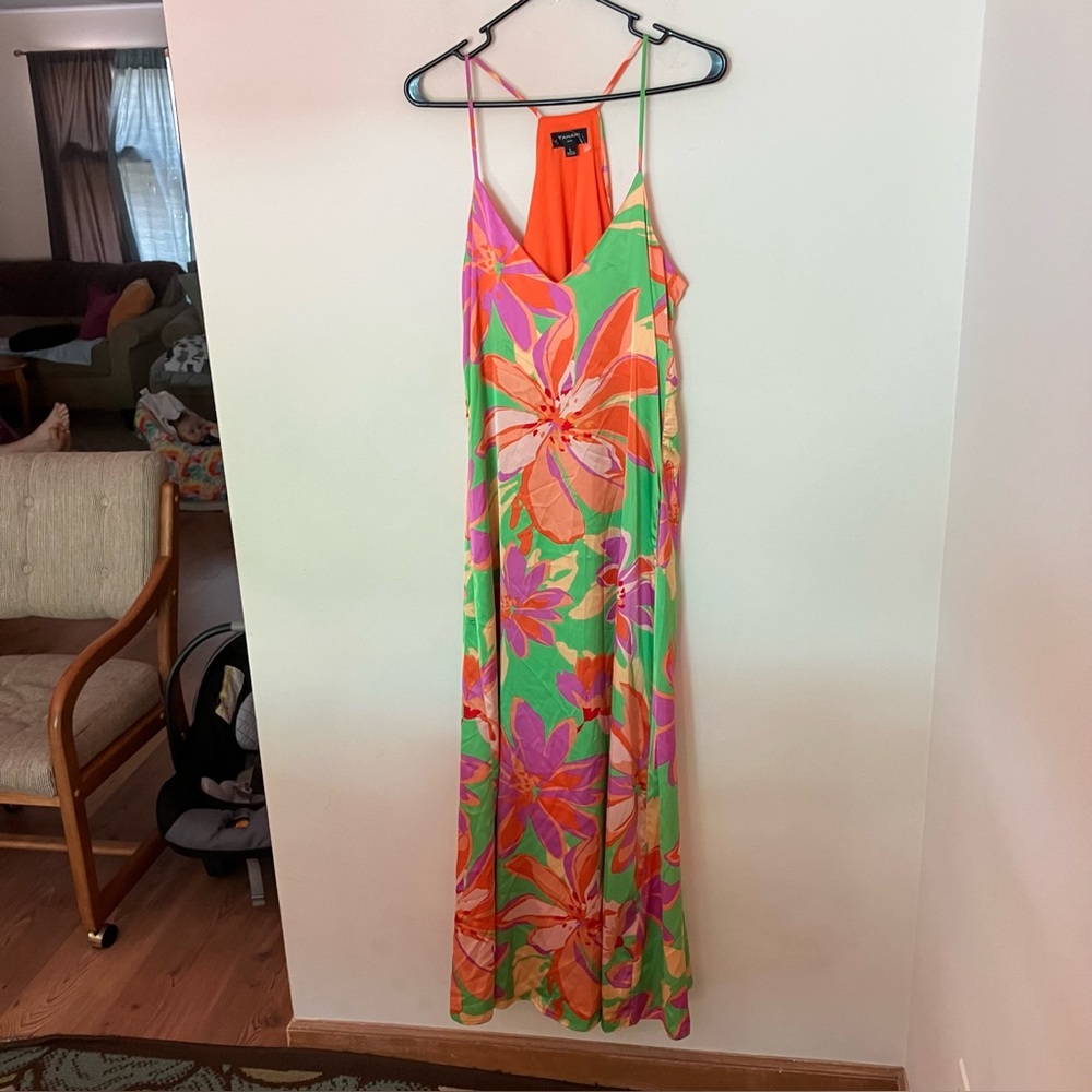Tahari ASL NWT's Women's Floral Print Razorback